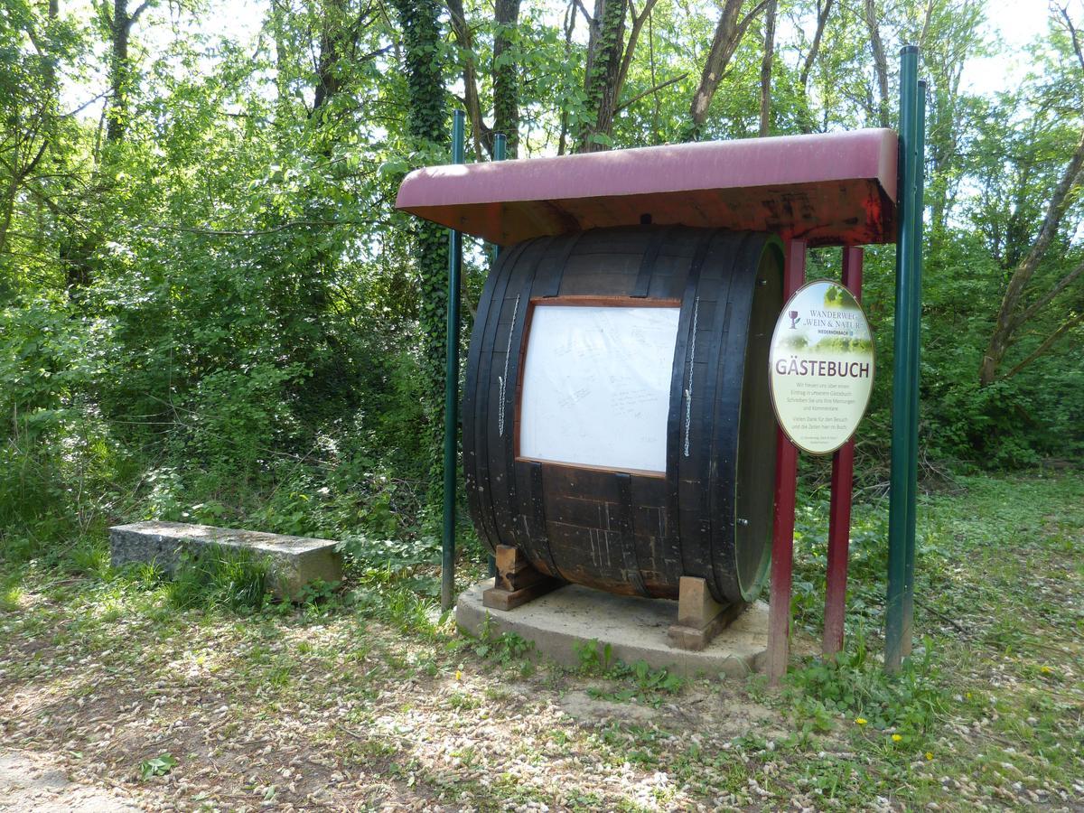 Gaestehaus Annel Niederhorbach Exteriör bild