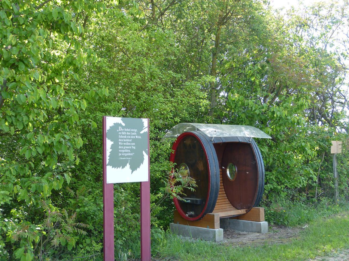 Gaestehaus Annel Niederhorbach Exteriör bild